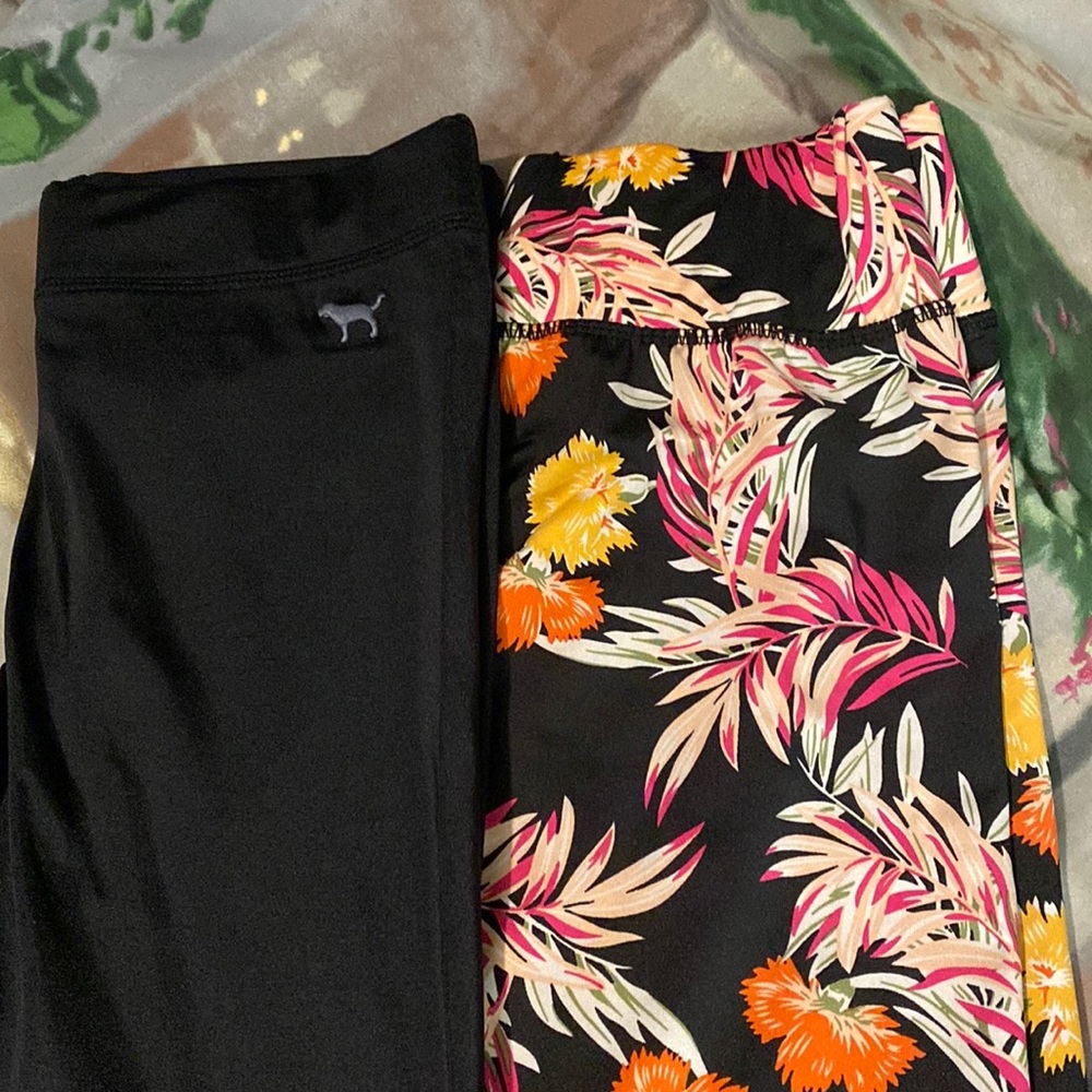 2 Leggings bundle size small